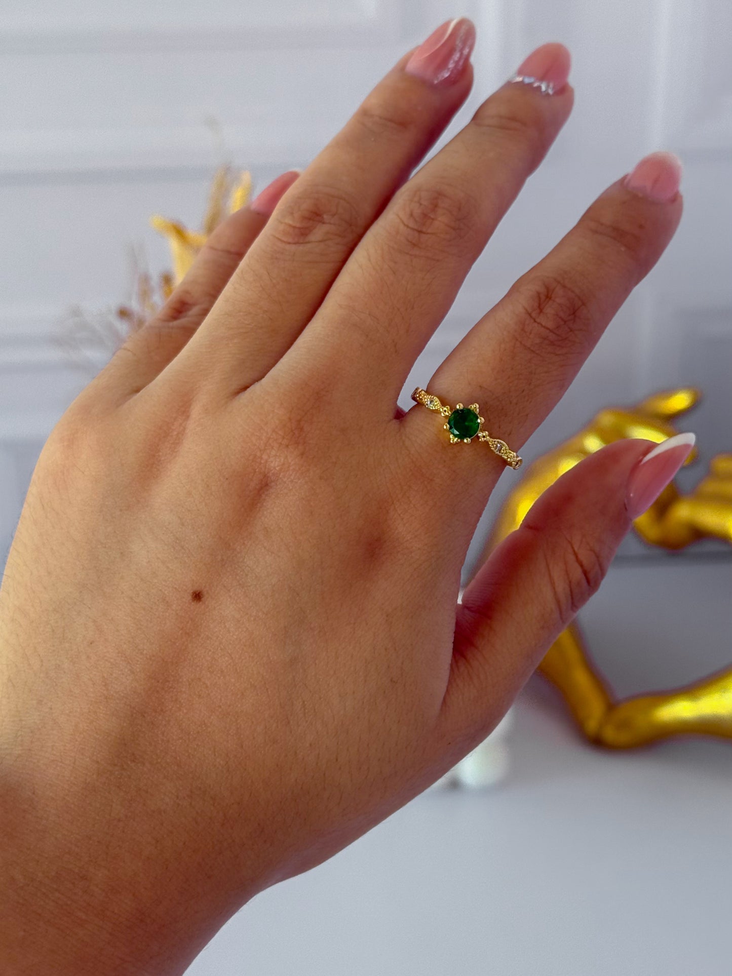Anillo piedra verde
