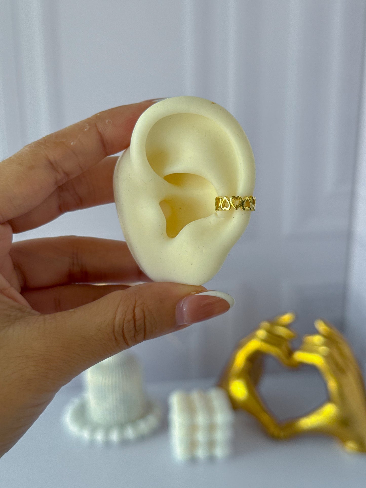 Ear cuff corazón