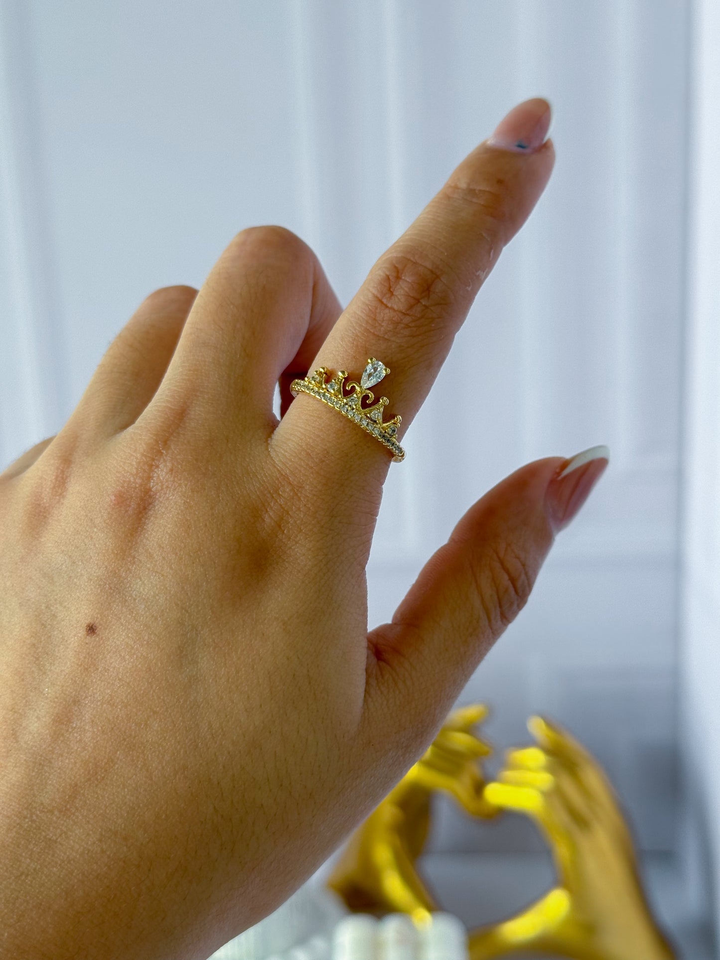 Anillo corona delgada