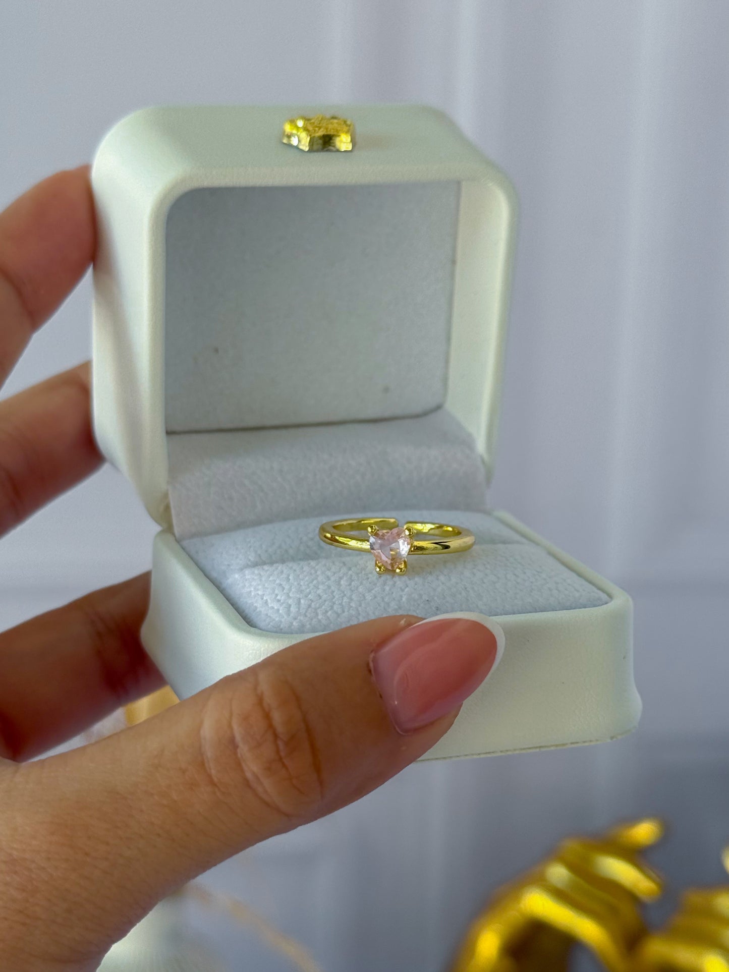 Anillo sencillo corazón