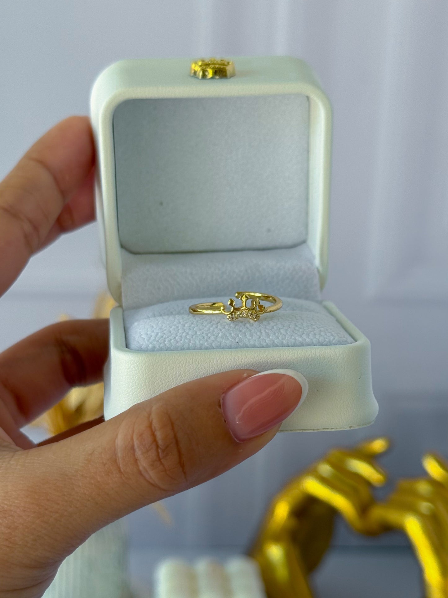 Anillo corona sencilla