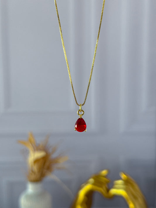 Cadena lágrima roja