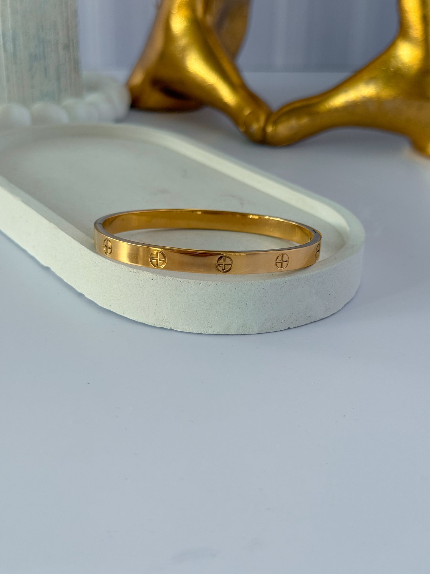 Brazalete Cartier sencillo