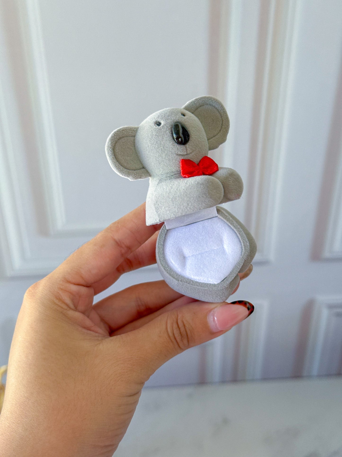 Cofre para anillo koala