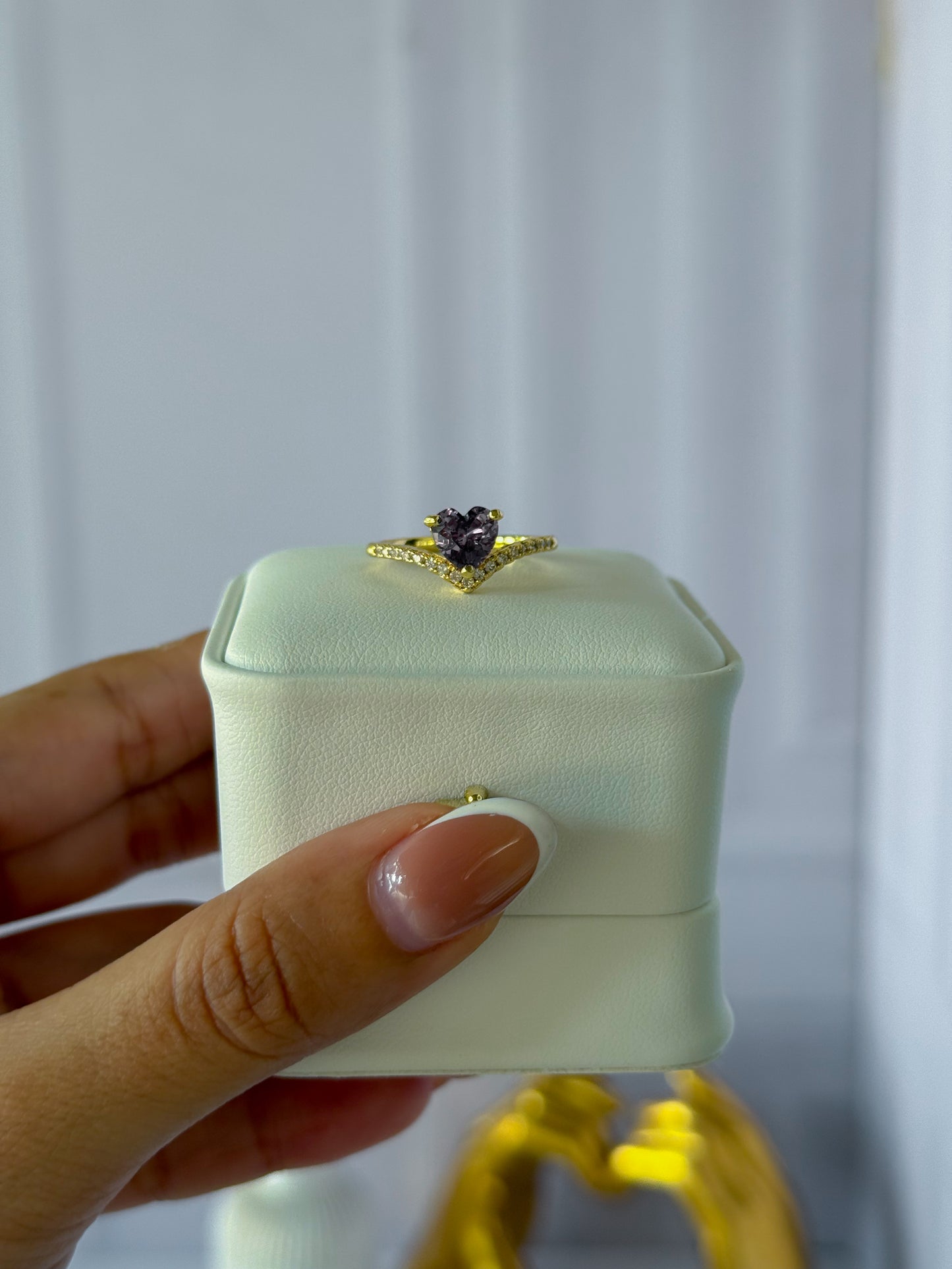 Anillo corazón circones
