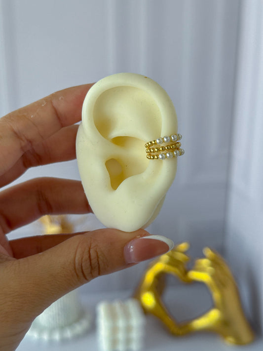Ear cuff piedras blancas