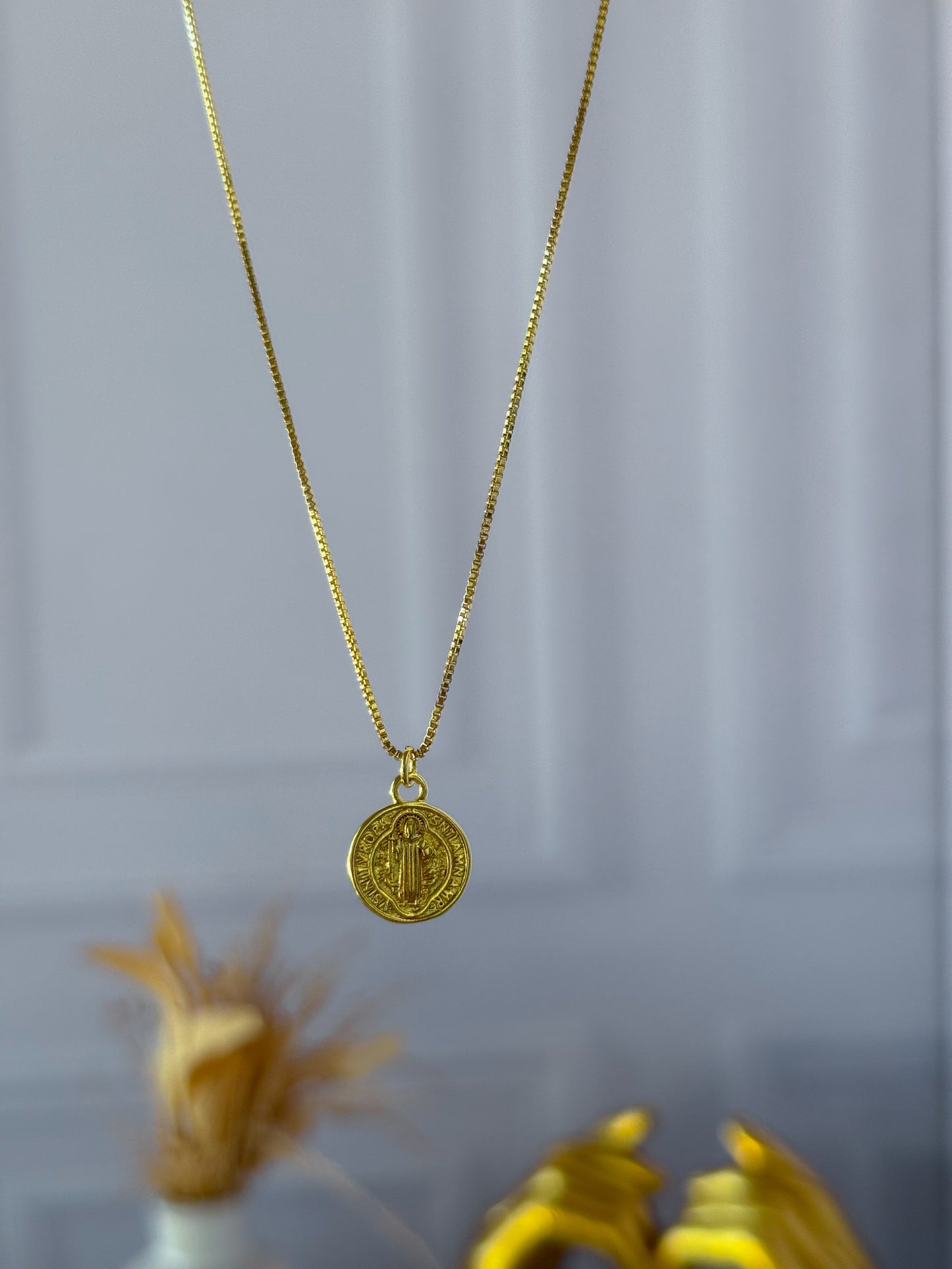 Cadena san Benito sencilla