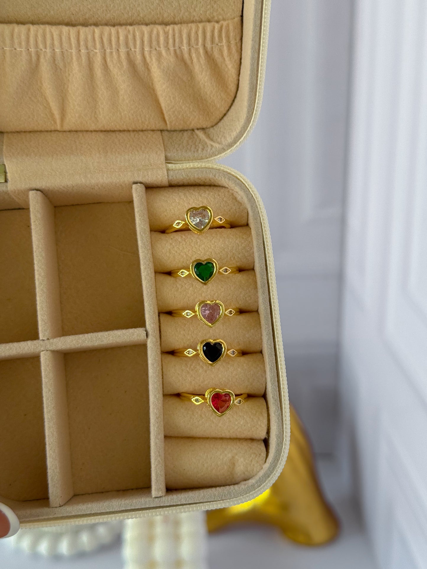Anillo corazón sencillo
