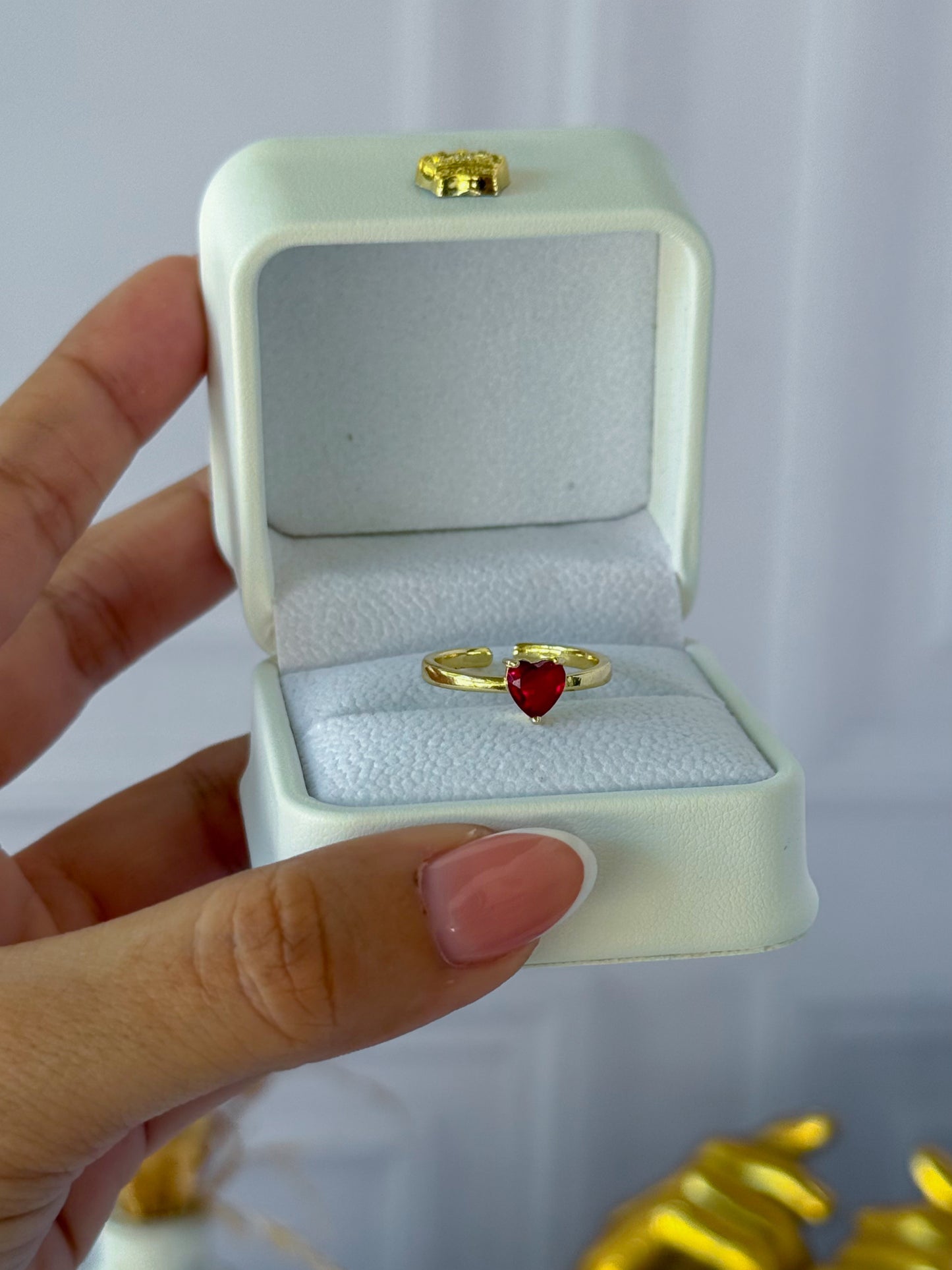 Anillo sencillo corazón