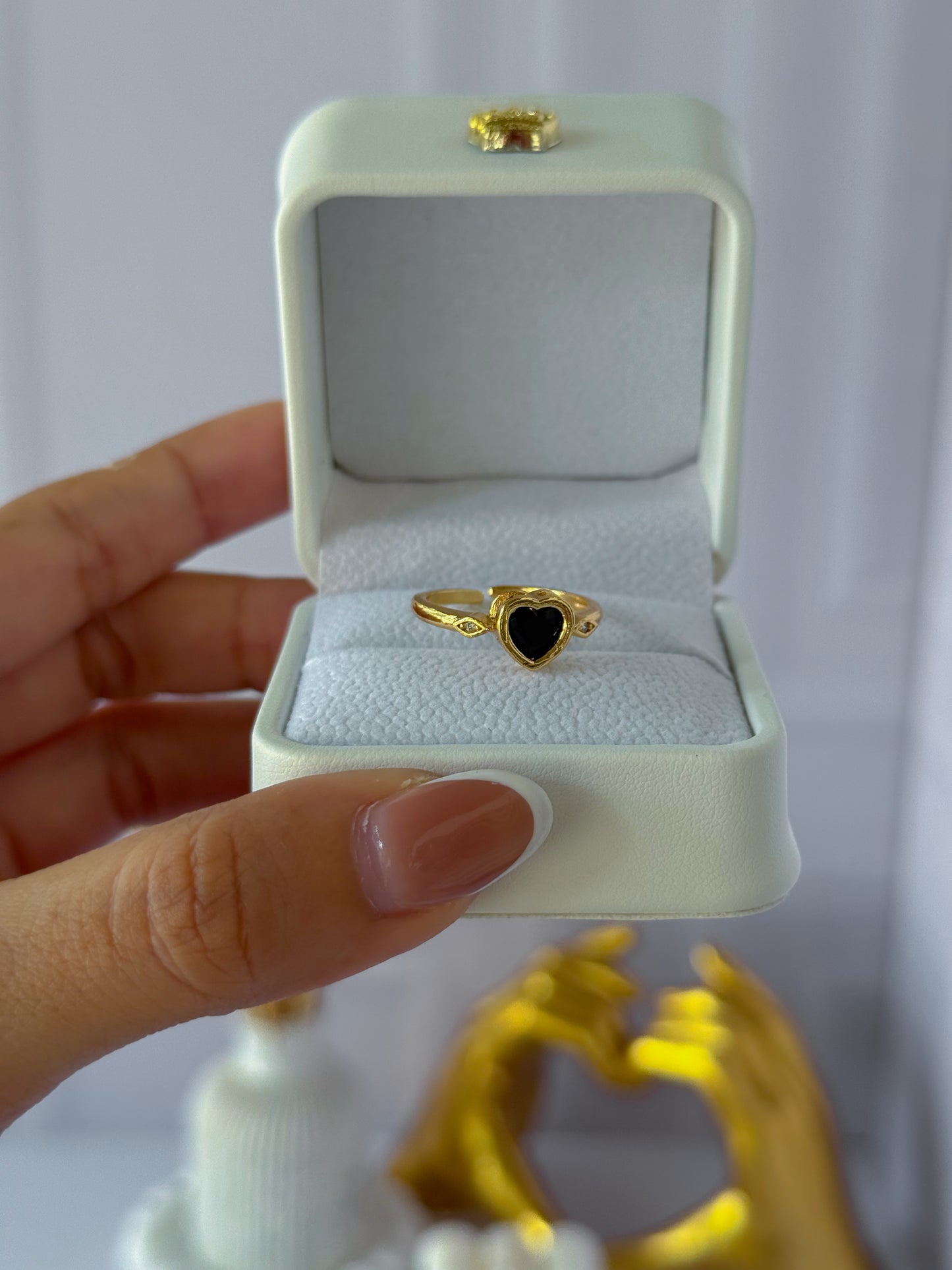 Anillo corazón sencillo