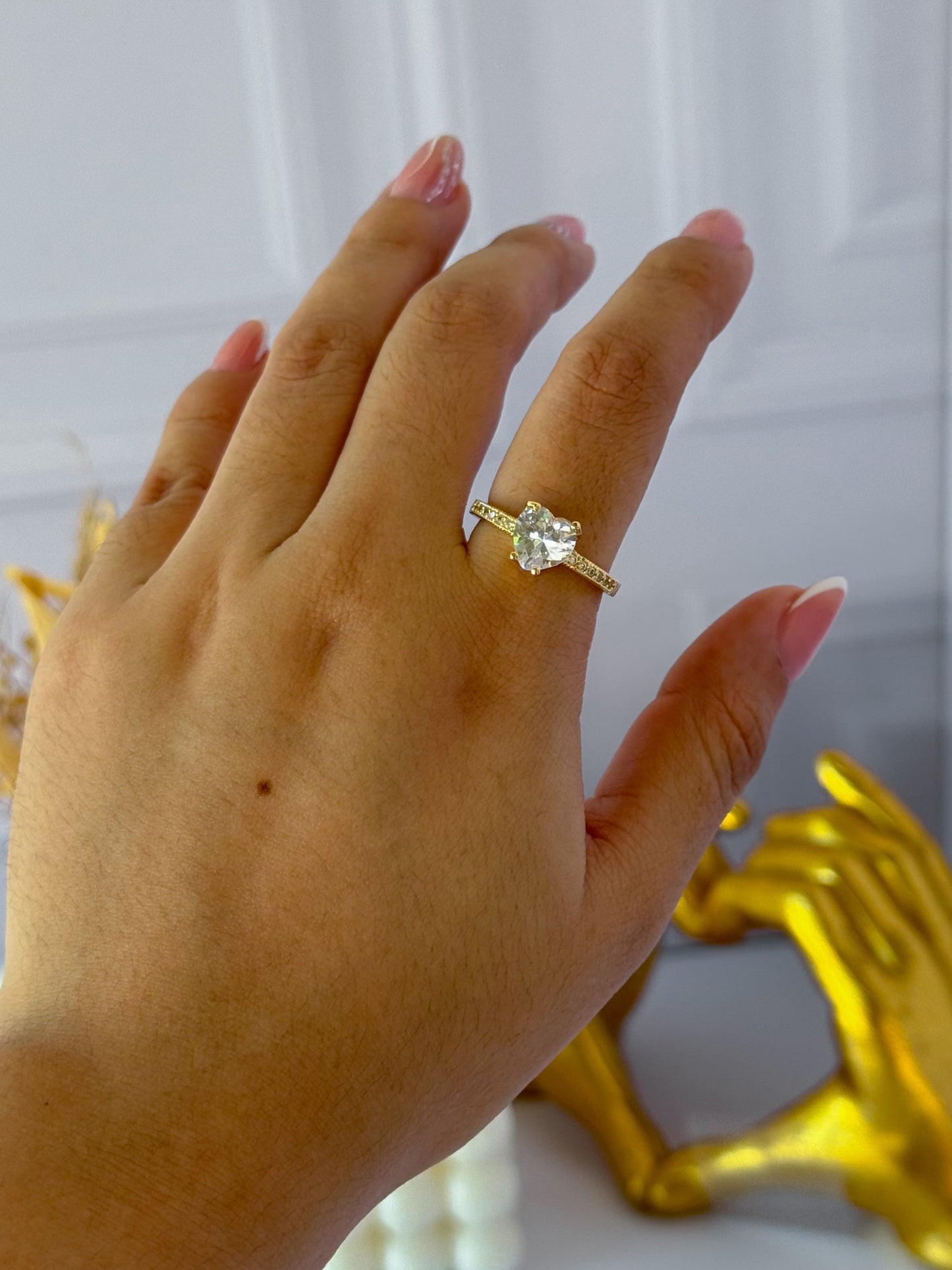 Anillo corazón perlado