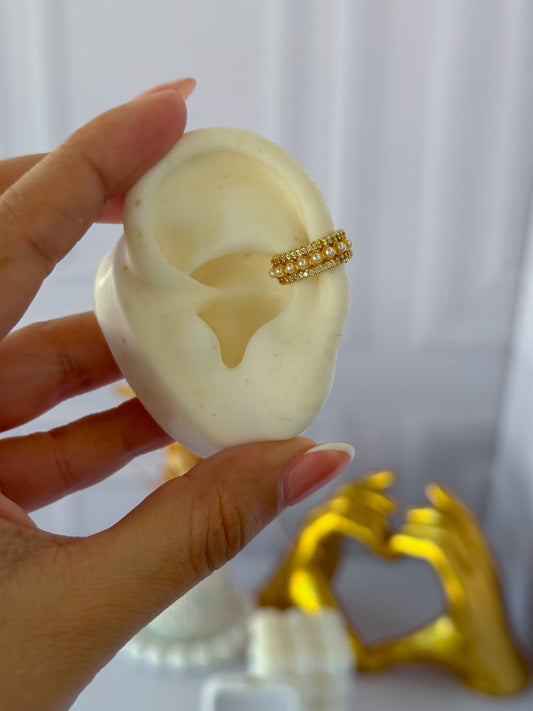 Ear cuff piedritas