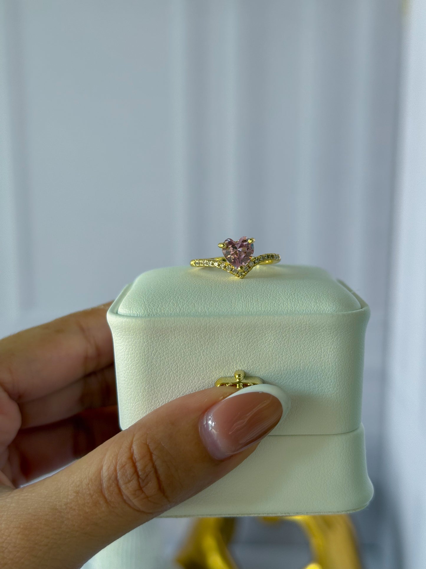 Anillo corazón circones