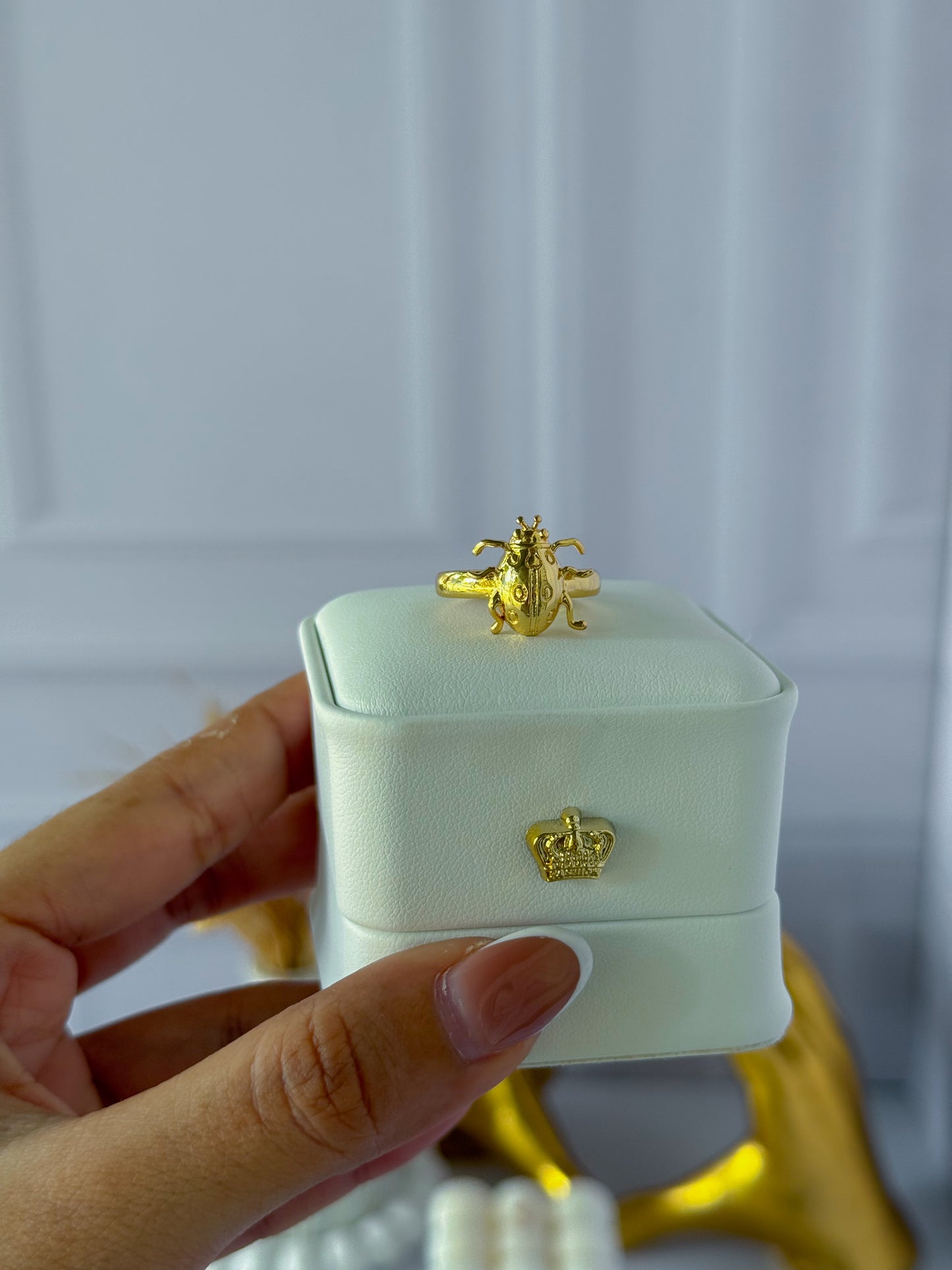 Anillo mariquita