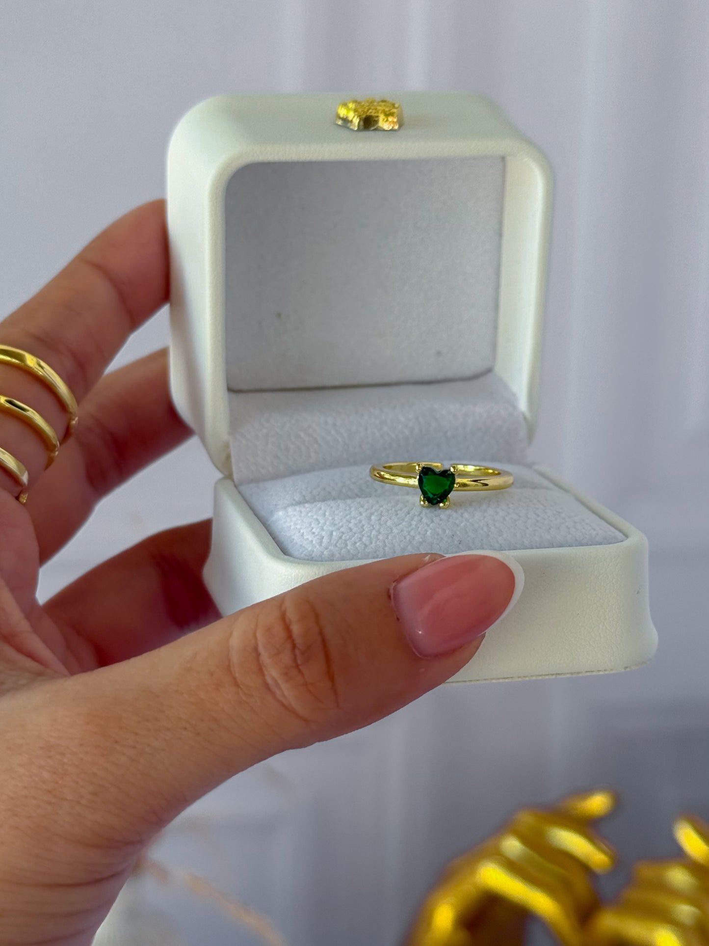 Anillo sencillo corazón