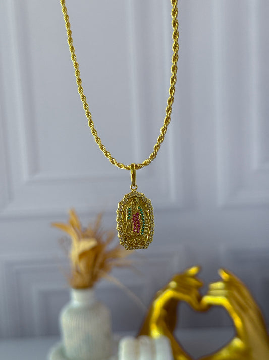 Cadena virgencita de colores lazo