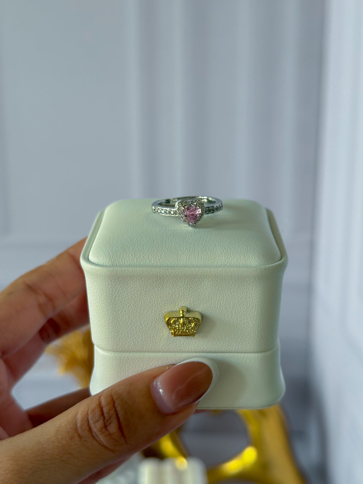 Anillo plateado corazón