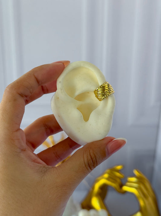 Ear cuff grueso
