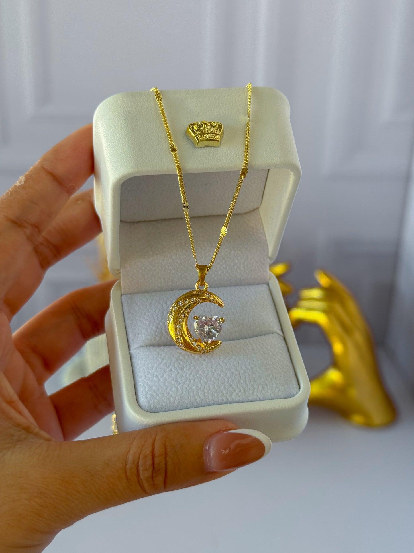 Cadena lunita con perla